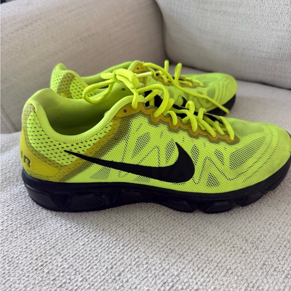 Nike Neon Yellow Nike Air Max